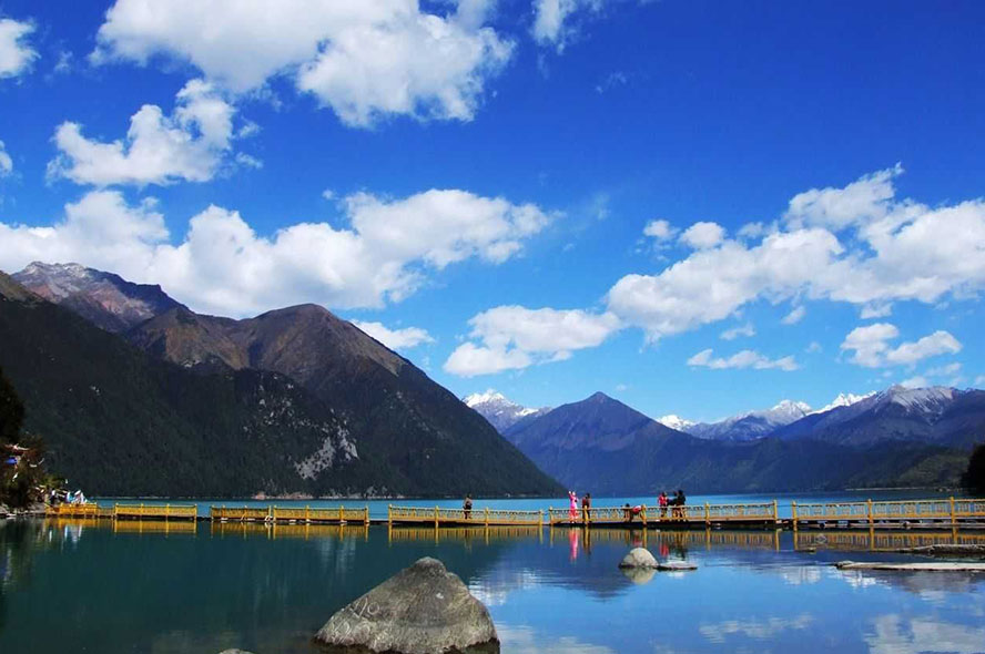 Mount Kailash Weather in June