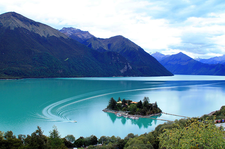 Oxygen Supply Systems on Qinghai-Tibet Trains